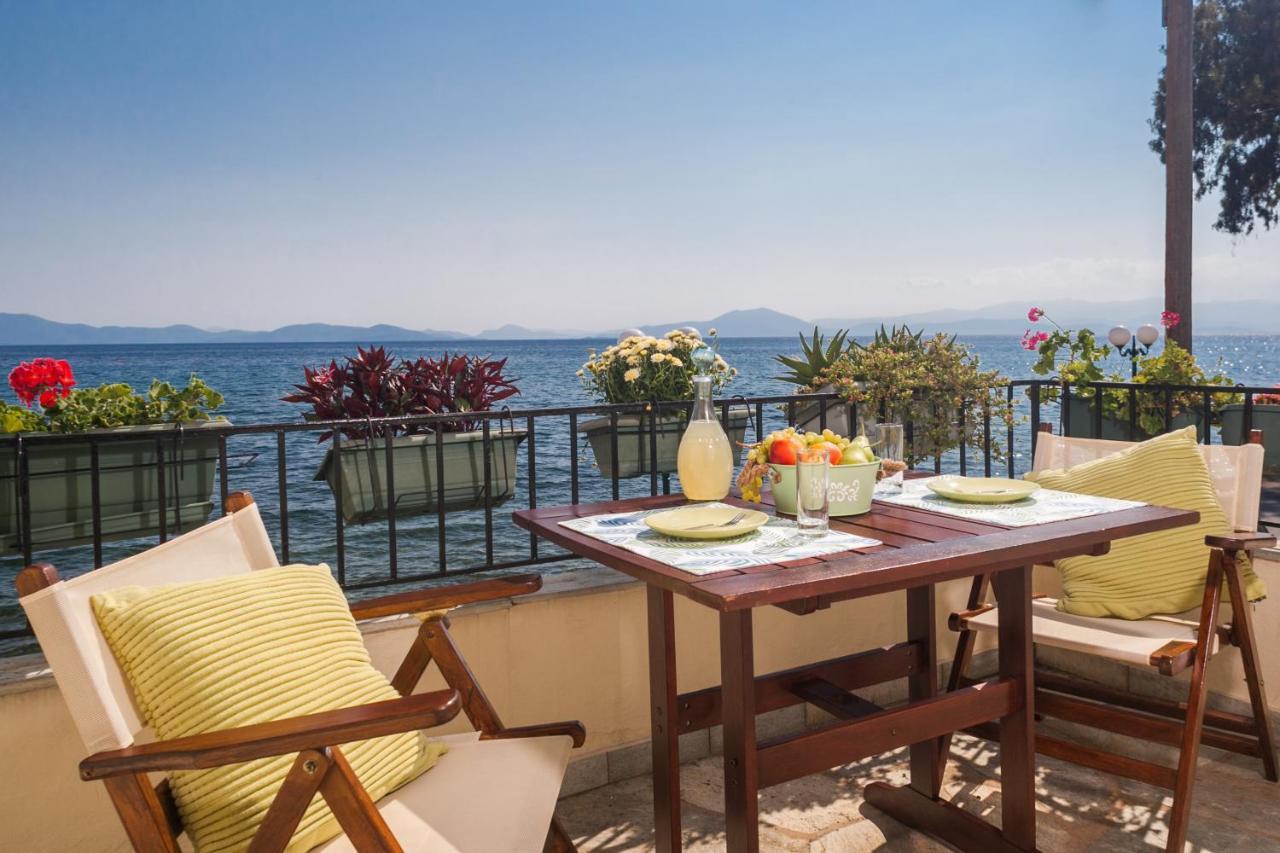 Apartment Avgi By The Sea *